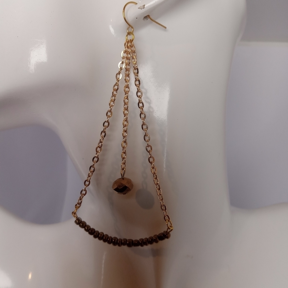 5/$25 Beaded earrings with 18k gold plated and hypoallergenic ear wires - Picture 3 of 4